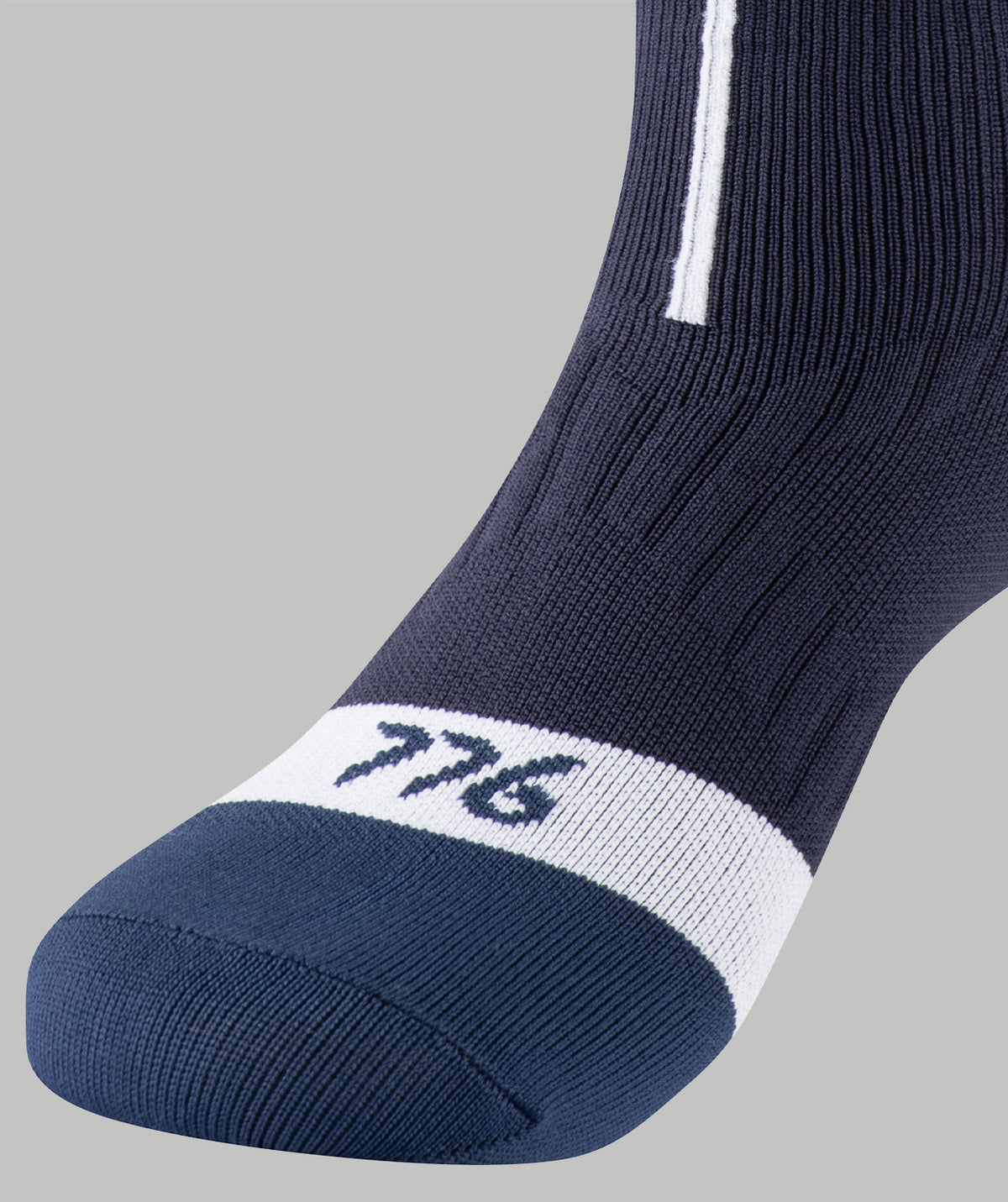 Motion Performance Socks - Navy/White