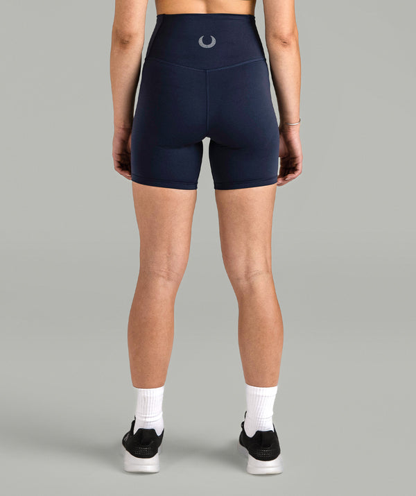 Women's Wreath Performance Short 6