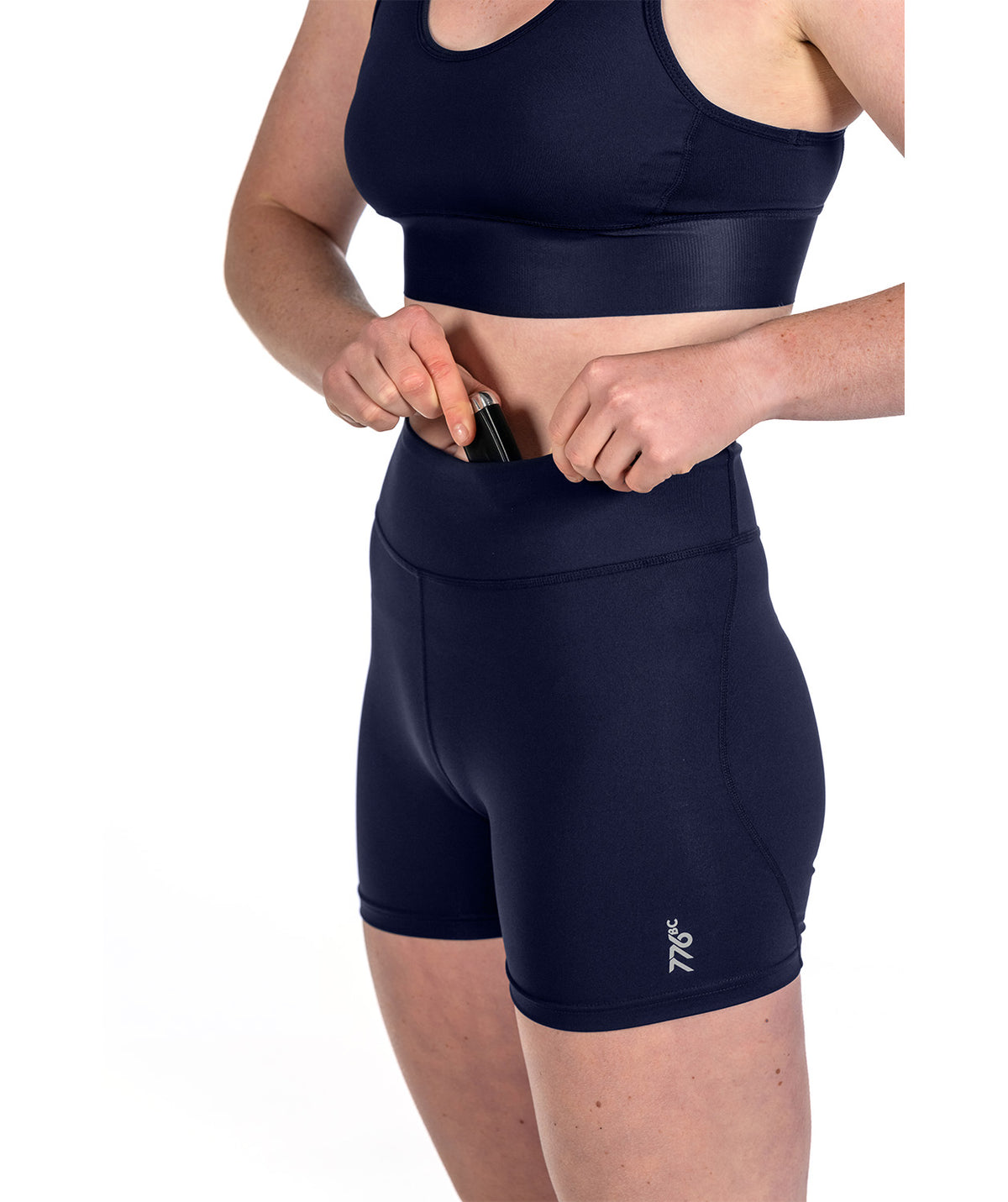 Women's Wreath Active Shorts Long - Navy
